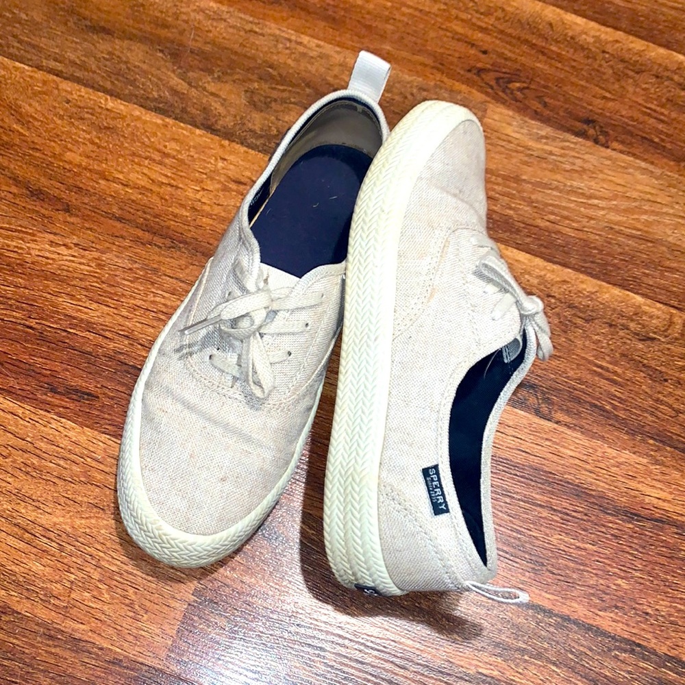 Sperry sneaker